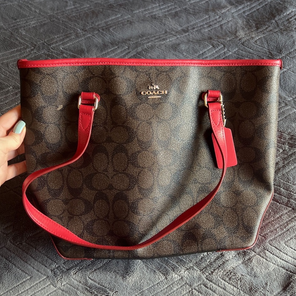 Coach authentic bag. Never been used.